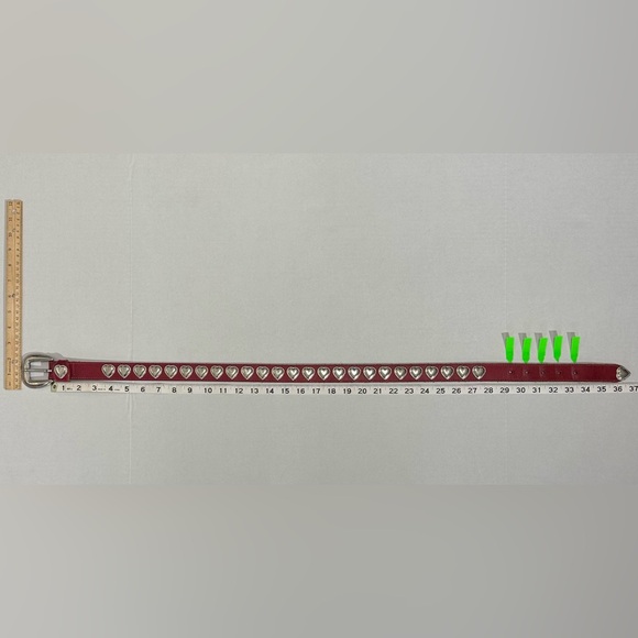 VTG Red Leather Belt with Silver Tone Heart Accents Made in Mexico 29.5”-33.5” - Picture 4 of 15